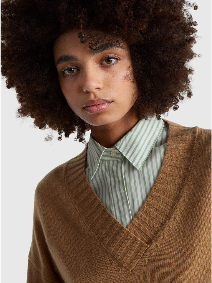 V NECK SWEATER L/S Women image number 4